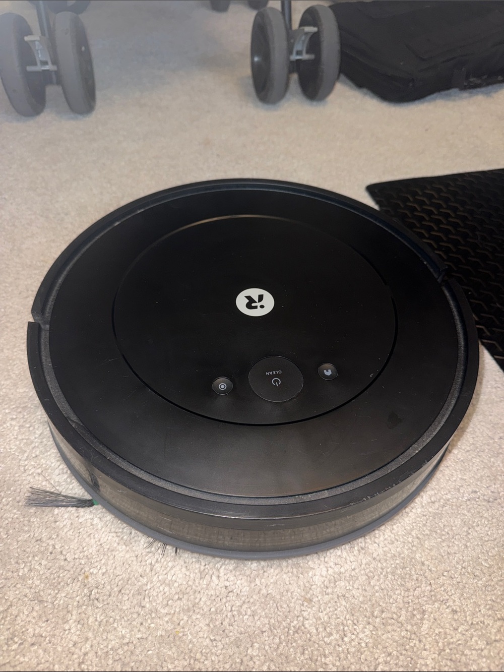 iRobot Roomba-Style Black Robot Vacuum Cleaner
